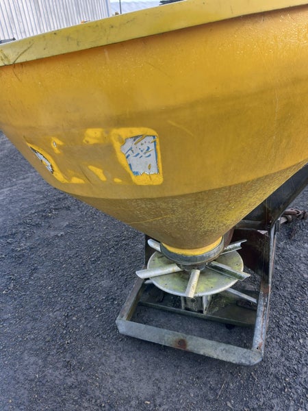 Vogal Spreader - 500kg Capacity62866851991809111