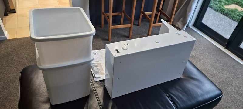 Kitchen bins, Hideaway double Carousel 1