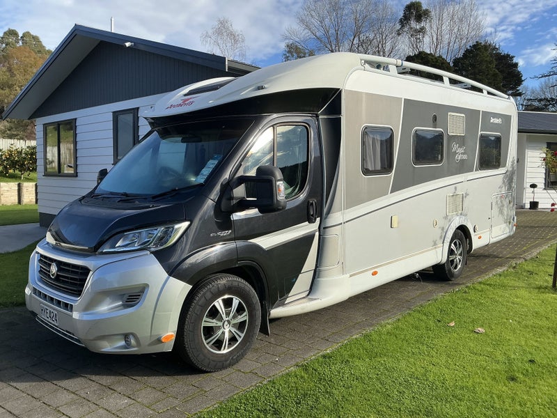 Dethleffs Magic Edition 201563817927204097111