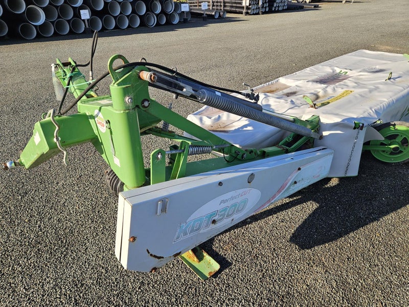 Used 2017 KDT300 3m Belt Drive SaMASZ Mower ($15,000+gst) Carousel 3