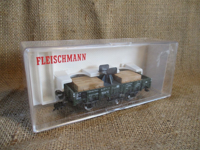 Fleischmann H.O. scale model rail rolling stock No.5201 Carousel 2