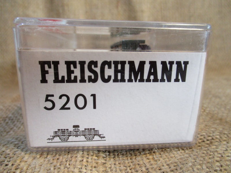 Fleischmann H.O. scale model rail rolling stock No.5201 Carousel 3
