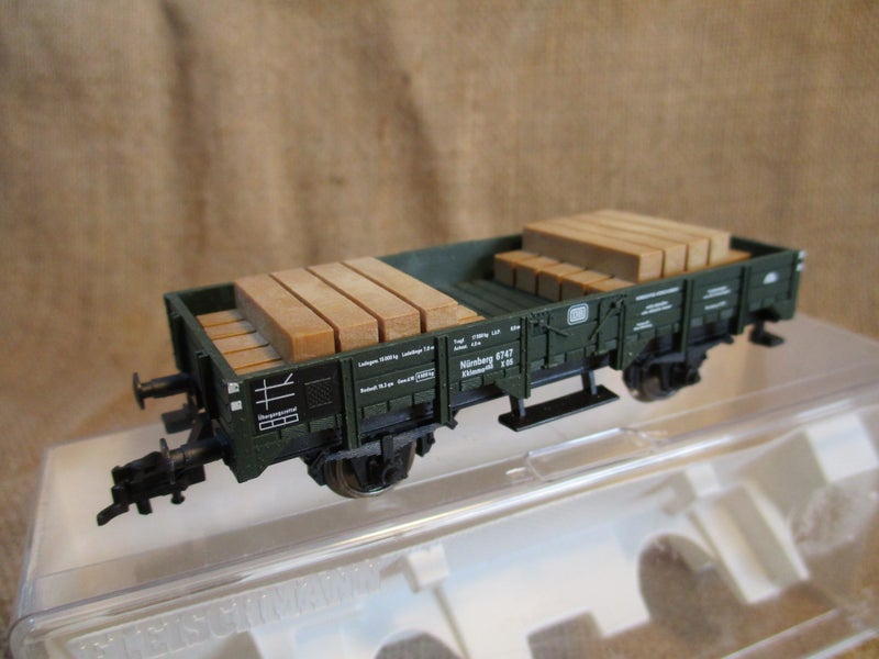 Fleischmann H.O. scale model rail rolling stock No.5202 Carousel 1