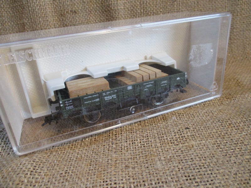 Fleischmann H.O. scale model rail rolling stock No.5202 Carousel 2