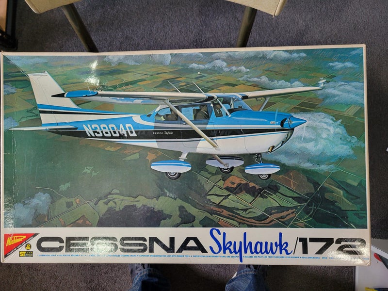 1/20 scale cessna sky hawk62863240195842114