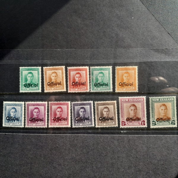 1938. K. GEORGE OFFICIALS PART SEET STAMPS - MINT NOT HINGED - - $1 RESERVE !!! Carousel 1