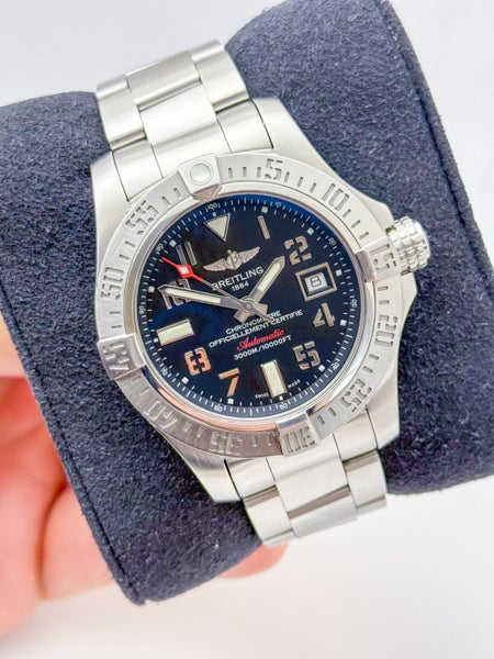 Breitling Avenger SEAWOLF 3000m Steel Automatic Mens Wristwatch Ref A17330 B&P Carousel 10