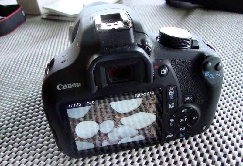 CANON 1200D NCEA Student Camera - Shutter Count Only 2%62935698760323113
