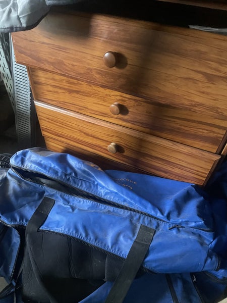 $1 reserve storage unit sell up! Carousel 20