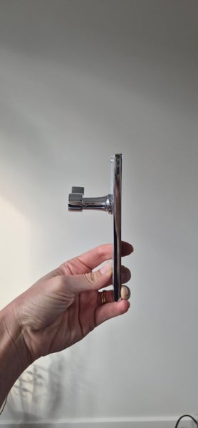 Door handle and latch set. Brand new. Carousel 3