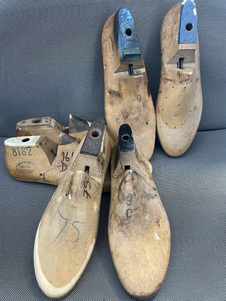 3 pairs of Rare Mobbs & Lewis Kettering Wood Shoe moulds Carousel 1
