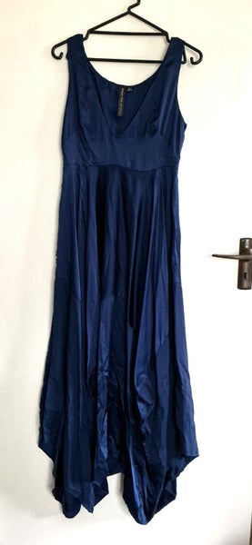 Beautiful silk dress size 10, Made in Dunedin NZ62933736551041113