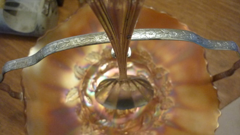 CARNIVAL GLASS DISH IN CHROME HOLDER WITH SERVING SPOON Carousel 6