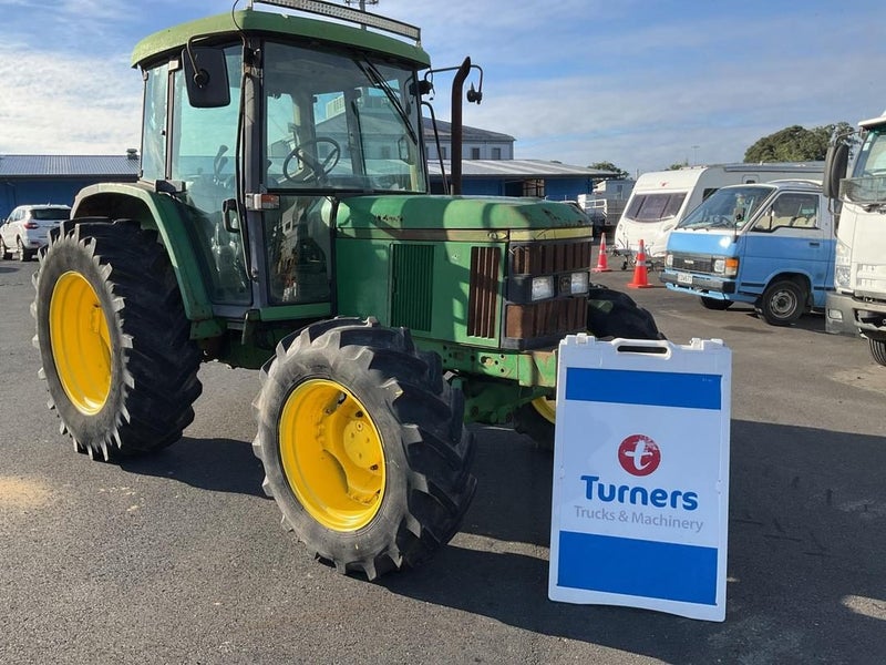 John Deere 4x4 FEL (WRE) Carousel 1