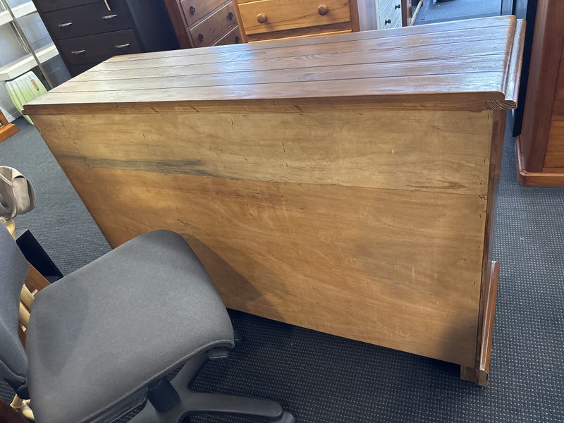 Outback Furniture 3 Drawer/ 3 Door Solid Pine Kitchen Sideboard Carousel 12