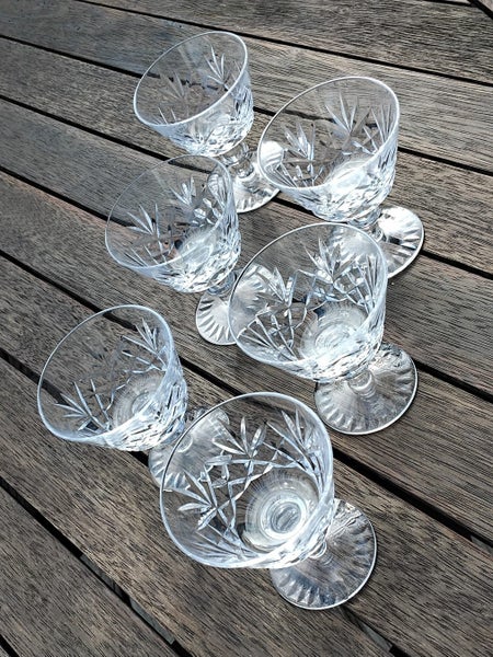 Set of 6 stemmed cut glass dessert dishes.628632378223381116