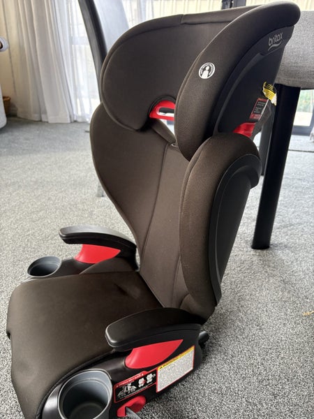 Britax Skyline 2-Stage Booster Seat62863216548481111