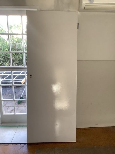 Single wooden door Carousel 2