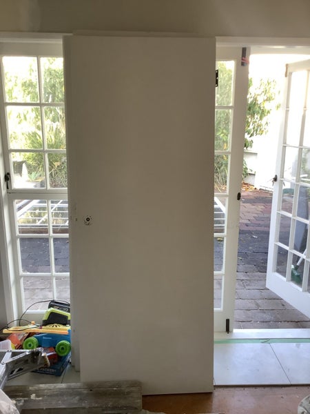Single wooden door Carousel 1