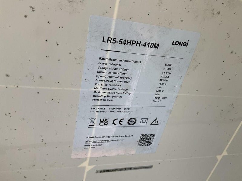 2x Longi solar panels Carousel 5