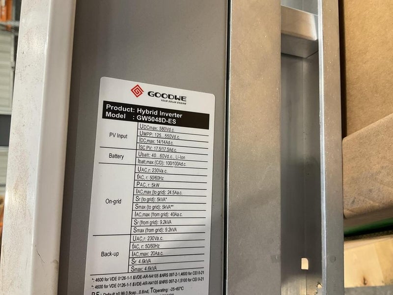 Used Goodwe hybrid inverter Carousel 5