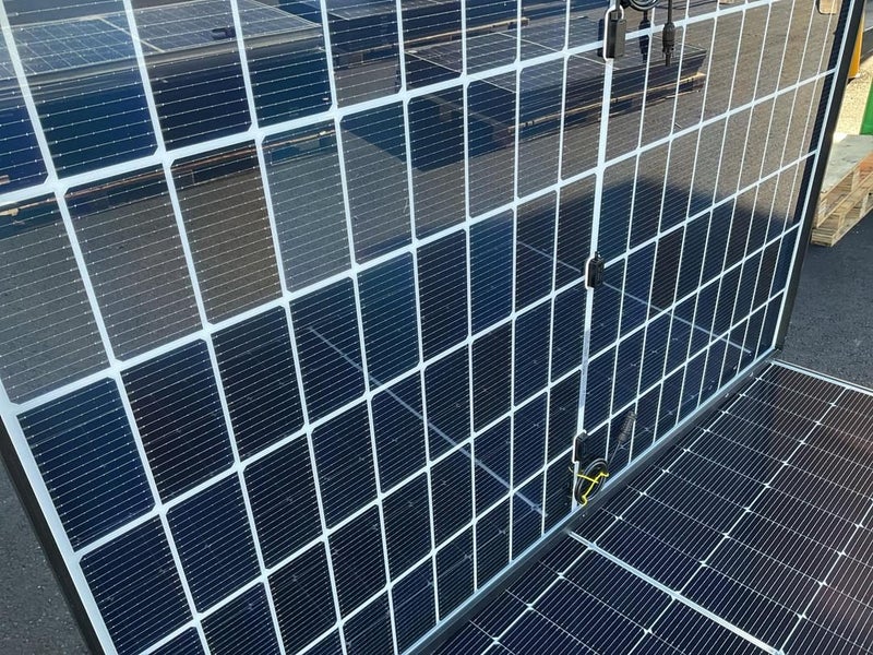 6x JA solar panels Carousel 8