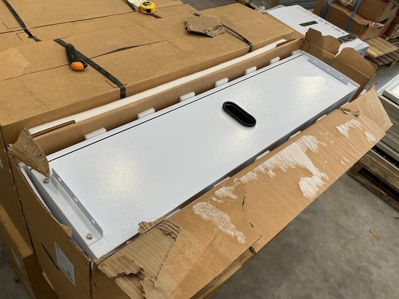New Boxed SUNVOLT Battery Cabinet Carousel 5