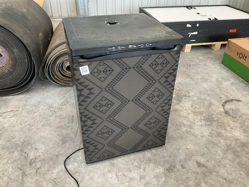 Keg Master Series XL Kegerator Carousel 1
