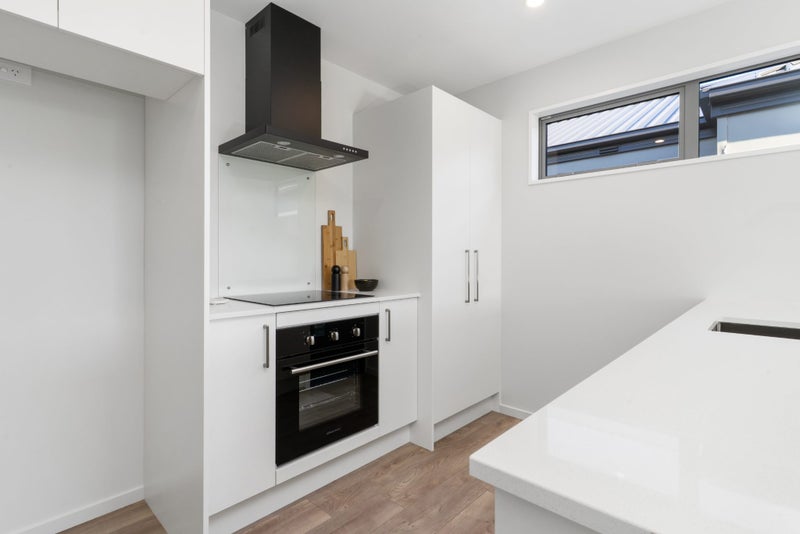 Construction Complete, 2 Bed + Study62869814230018113
