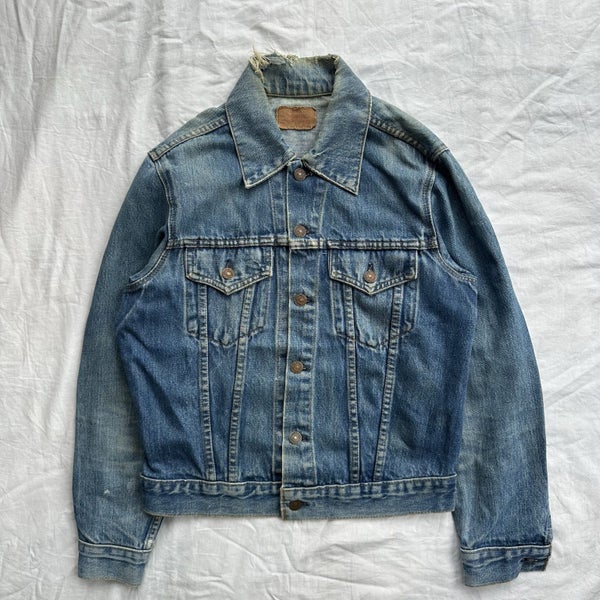 Vintage 1970s Levi’s Strauss Type 3 Denim Trucker Jacket Carousel 1