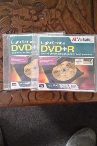 2 x Lightscribe DVD+Recordable Discs - Unopened Carousel 1