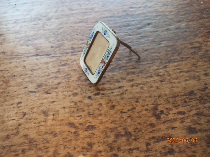 Antique Enamelled Miniature Frame with portrait photograph Carousel 7