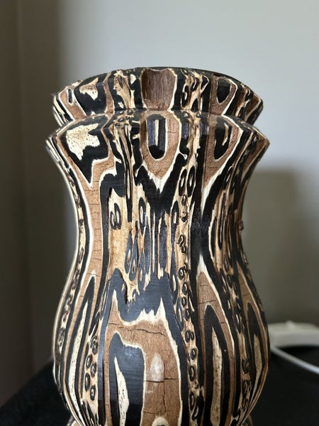 Ponga vase Carousel 2