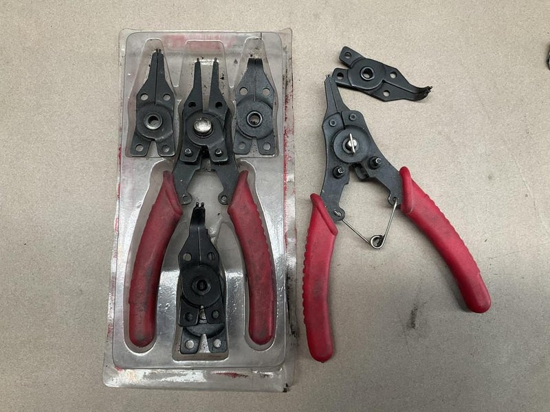 Teng Tools Circlip Plier Set Carousel 1