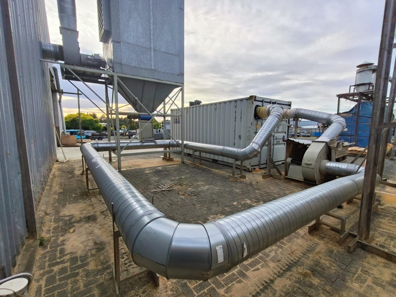 Dust extraction, with seperate circulating Fan.62865822529795113