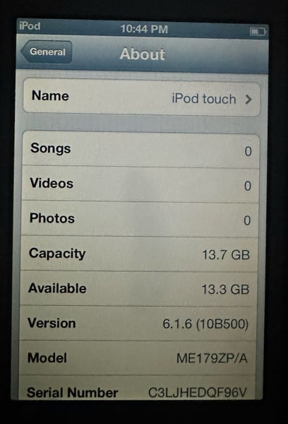 iPod touch white Carousel 4