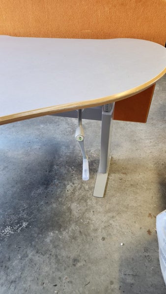 Desk, Adjustable Height Carousel 2