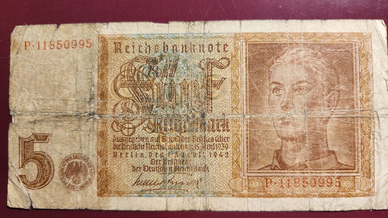 GERMANY 5 mark 1942 Carousel 1