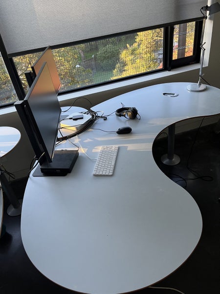 Office desk Carousel 1