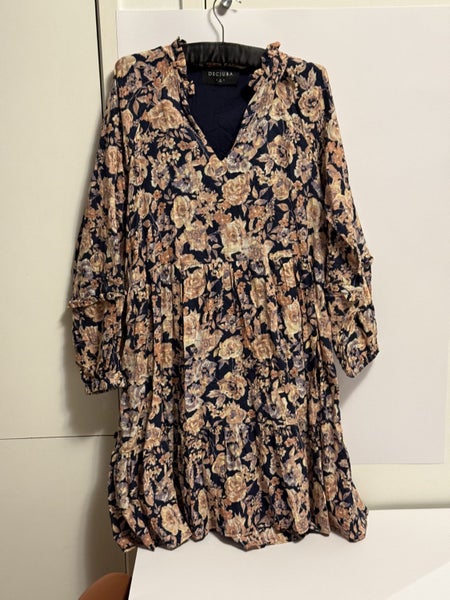 Decjuba 'Floral' Dress – $1 RESERVE Carousel 1