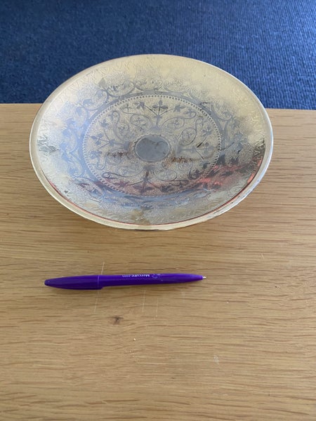 Brass Dish Carousel 1