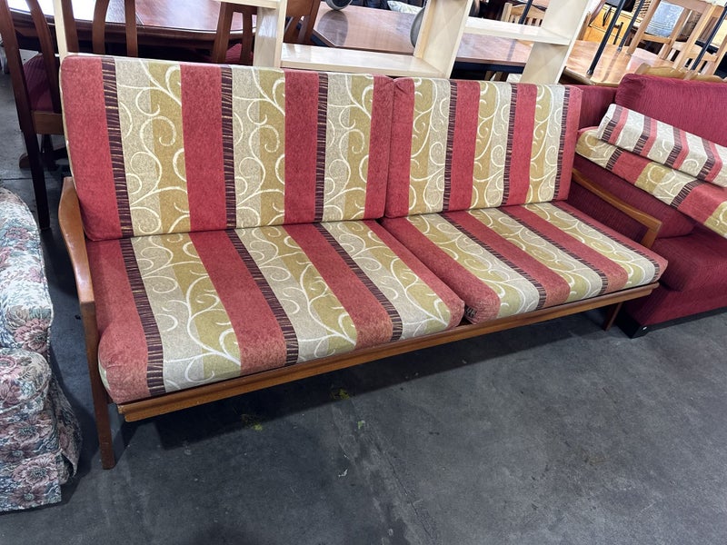 1960’s Retro Airest Sofa Bed Carousel 2