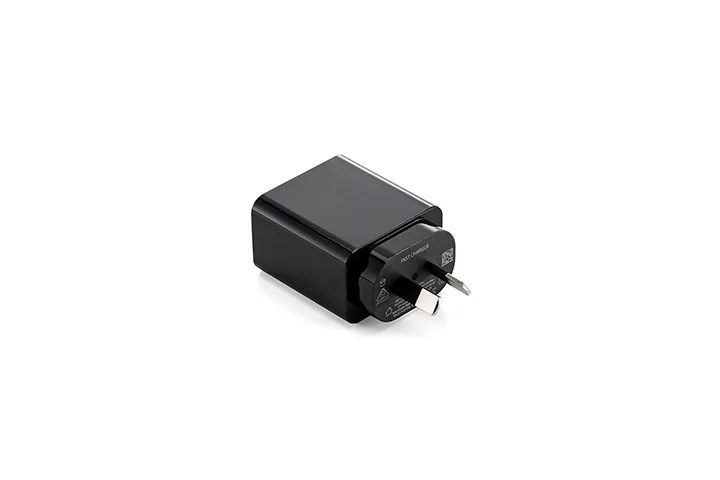 DJI 30W USB-C Charger (NZ) Carousel 1