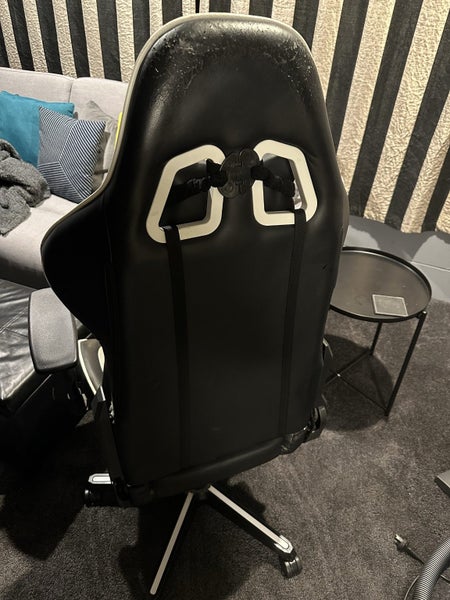 DXRacer Formula Series FH57 Gaming Chair (Black and White) (USED) Carousel 2
