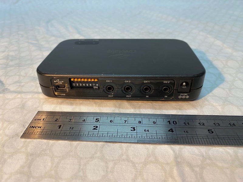 Wireless Mic basestation Yamaha RevoLabs Carousel 1