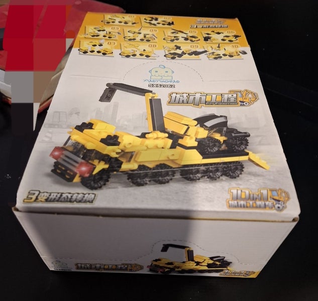 $1R: NEW: 10 mini boxes of Engineering constructions trucks mini building blocks Carousel 2