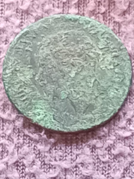 Mystery coin , copper , European? Carousel 1