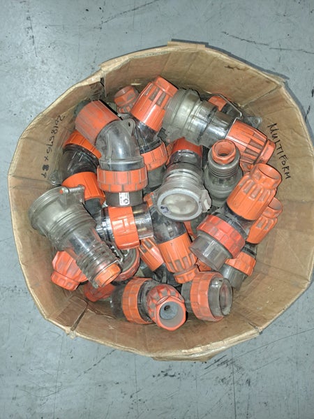 Box of 3 phase 4 pin plugs Carousel 1