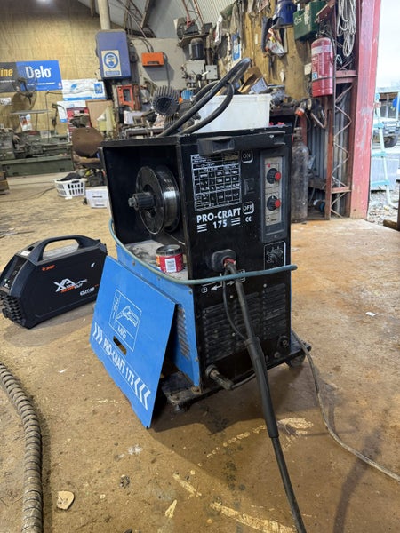 Mig welder Carousel 1