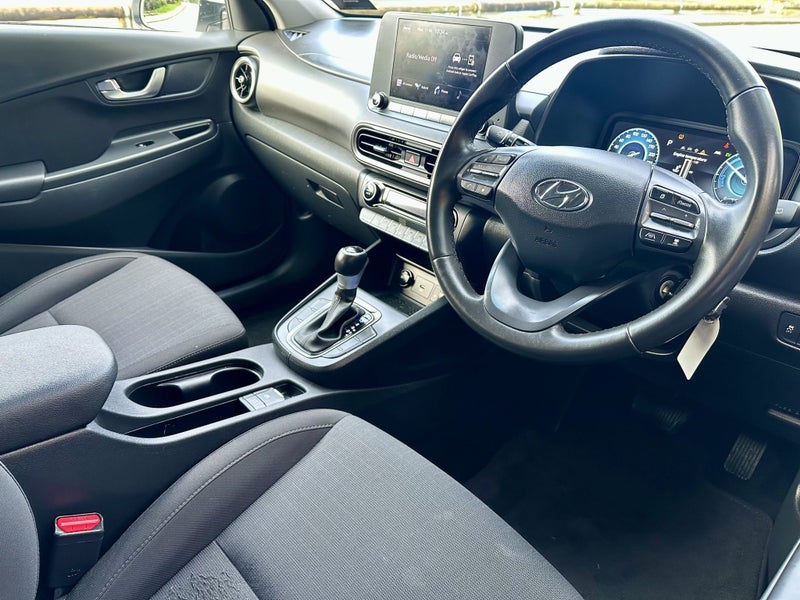 2023 Hyundai Kona 1.6L Petrol Hybrid *NZ New*62867852525441111